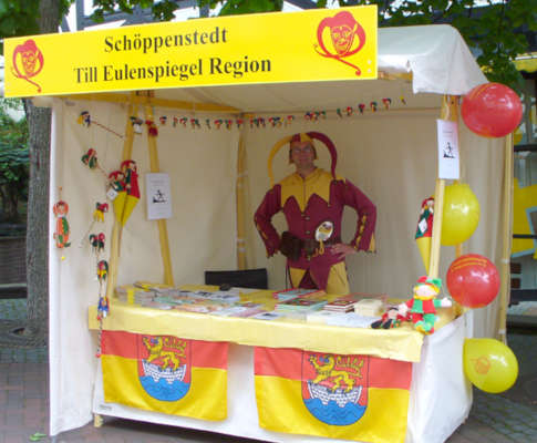 Infostand 2m Stadtwerbung