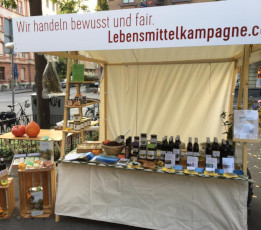 klipklap Infostand Lebensmittelcampagne