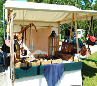 Marktstand aus Holz klipklap Mittelalter-Stand 2m