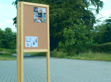 klipklap stand-up display dreiseitig Cork-Pin wall